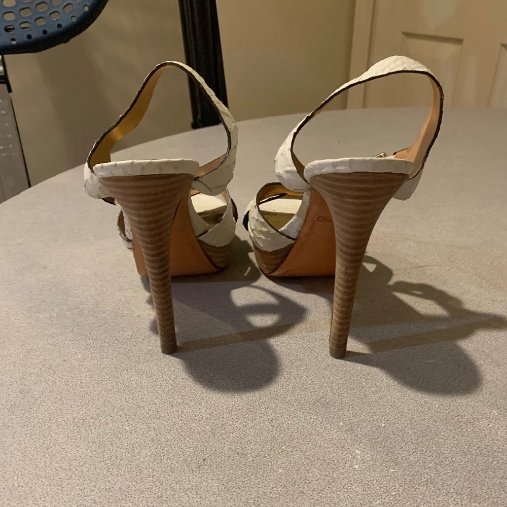 Coach ivory snakeprint